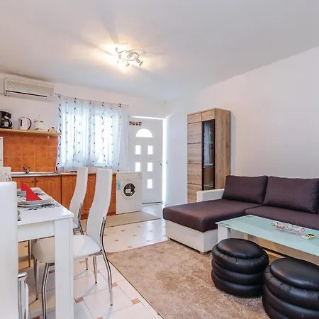 Apartment Stunning In With Kitchen *